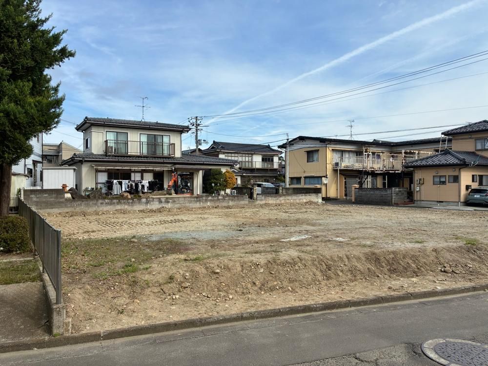 Land for Sale in Wakabayashi, Sendai - 3 Lots from 23.7 million yen - Thumbnail 2