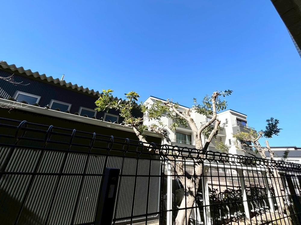 Renovated 1LDK Apartment in Kanagawa Ward, Yokohama - Thumbnail 2