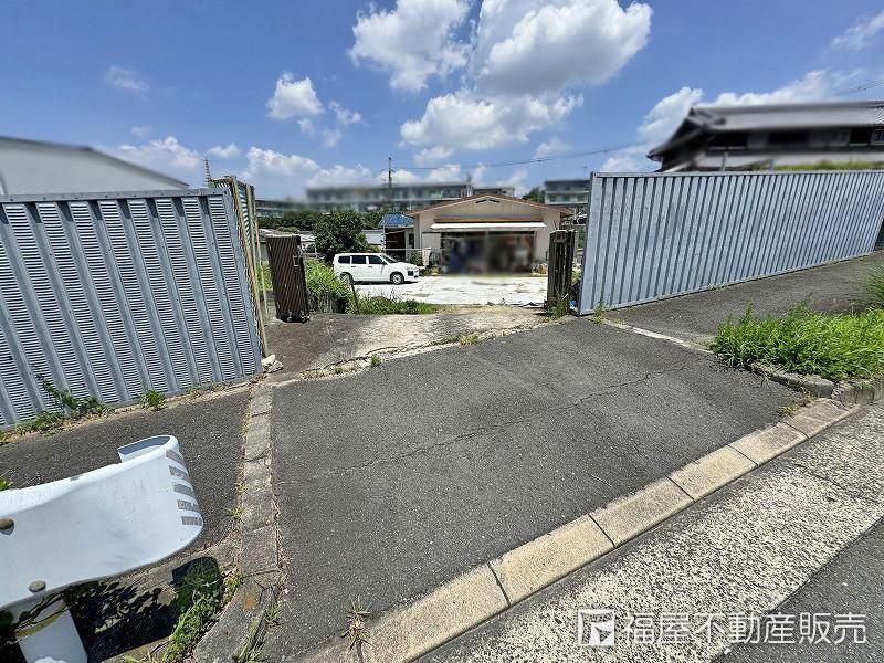 Land for Sale in Neyagawa City, Osaka - 103.84 sqm - Thumbnail 3