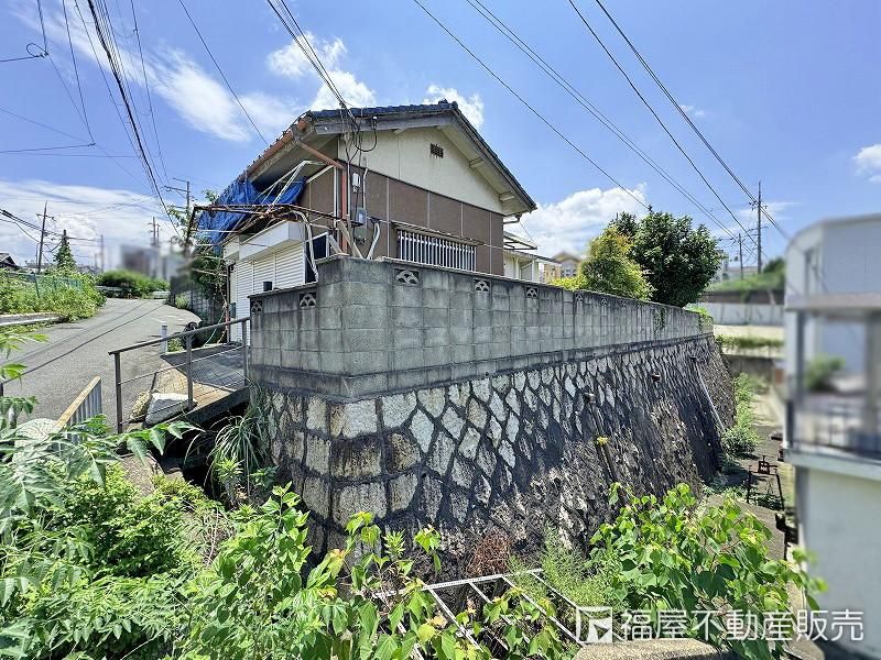 Land for Sale in Neyagawa City, Osaka - 103.84 sqm - Thumbnail 2