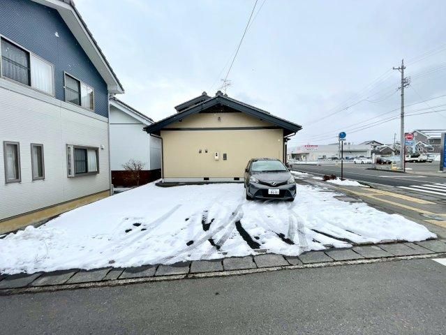 Renovated 6LDK House in Nagano City with 240.91m2 - Thumbnail 2