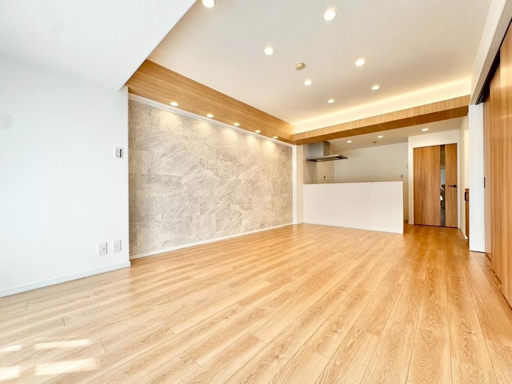 Renovated 3LDK Apartment in Ebina, Kanagawa – 57.61m² - Thumbnail 3