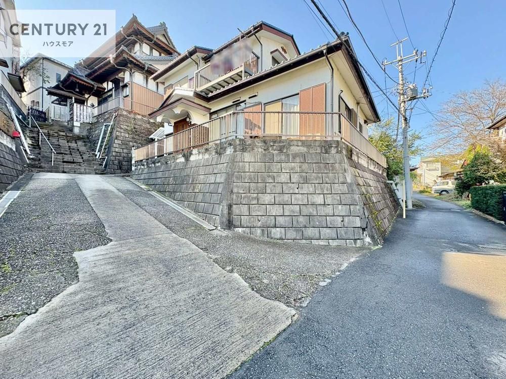4LDK Traditional House for Sale in Toride, Ibaraki – 5 min Walk to Station - Thumbnail 2