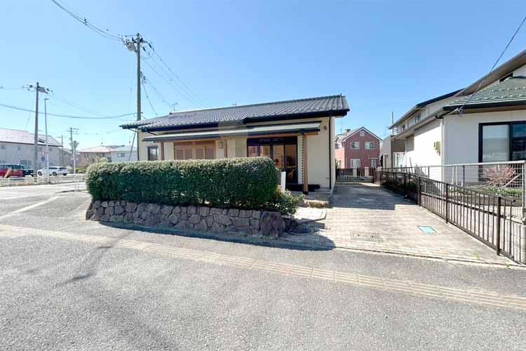 Renovated One-Story House in Sendai Miyagino Ward 90.67m2 - Thumbnail 2
