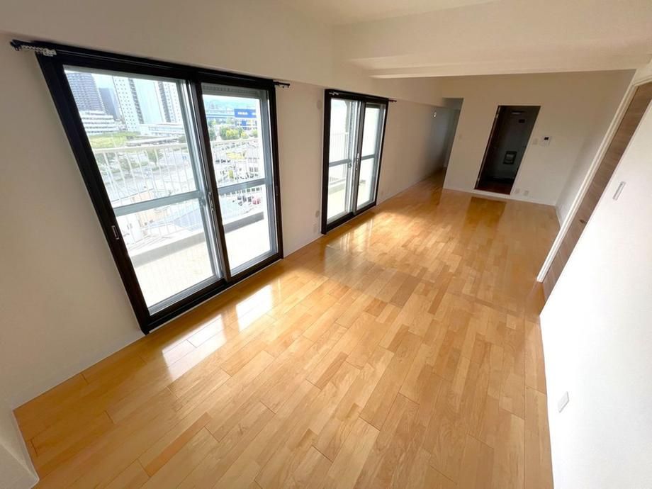 2LDK Apartment for Sale in Taihaku-ku, Sendai, Miyagi - 69 sqm - Thumbnail 3