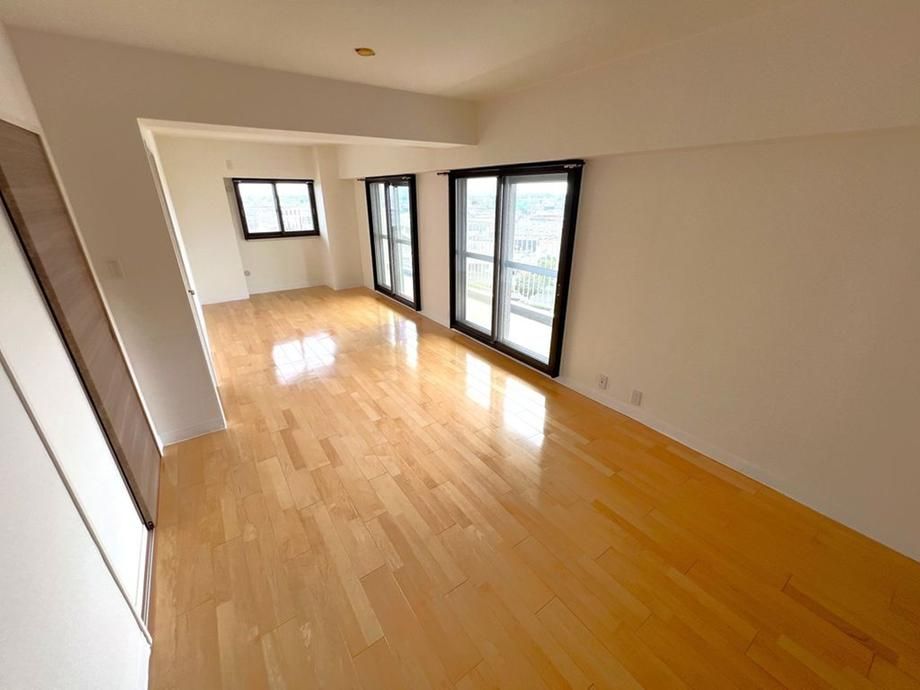 2LDK Apartment for Sale in Taihaku-ku, Sendai, Miyagi - 69 sqm - Thumbnail 4