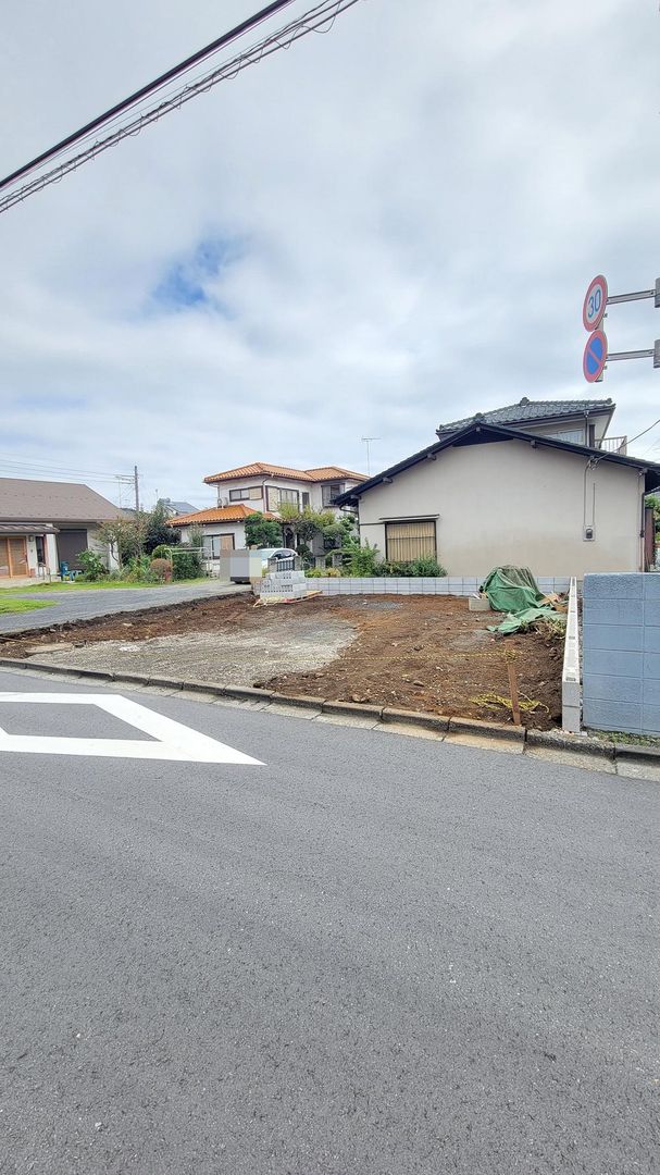 105.94 sqm Residential Land for Sale in Akishima, Tokyo - Thumbnail 3