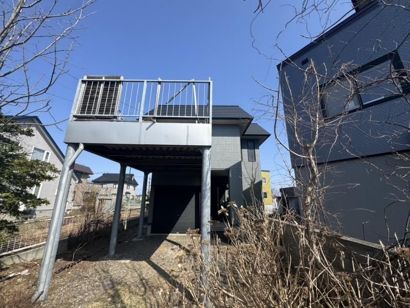 Spacious 3LDK Two-Generation House in Atsubetsu, Sapporo - Thumbnail 2