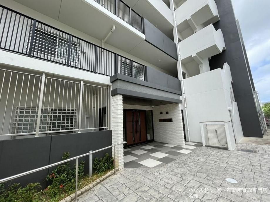3LDK Apartment for Sale in Nago, Okinawa - 74.43 sqm - Thumbnail 2