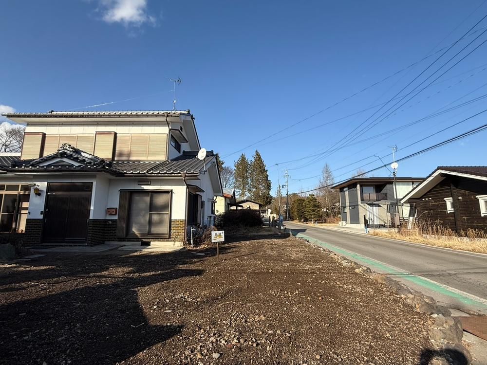 6K Detached House with Old House in Karuizawa, Nagano - Thumbnail 3