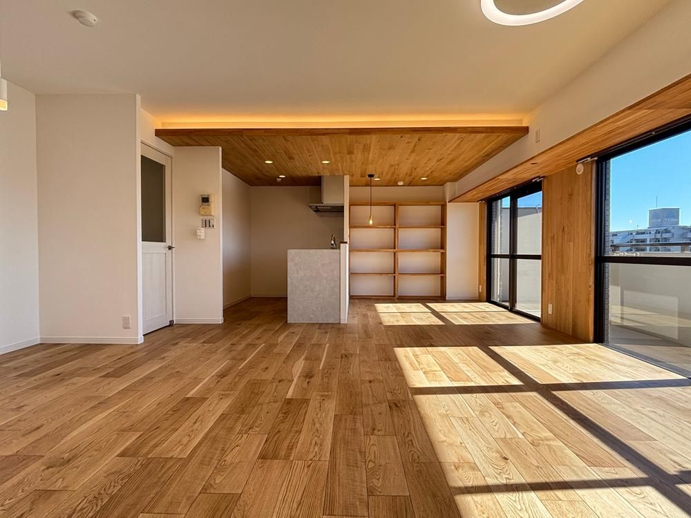 3LDK Renovated Apartment for Sale in Miyazaki City - Thumbnail 3