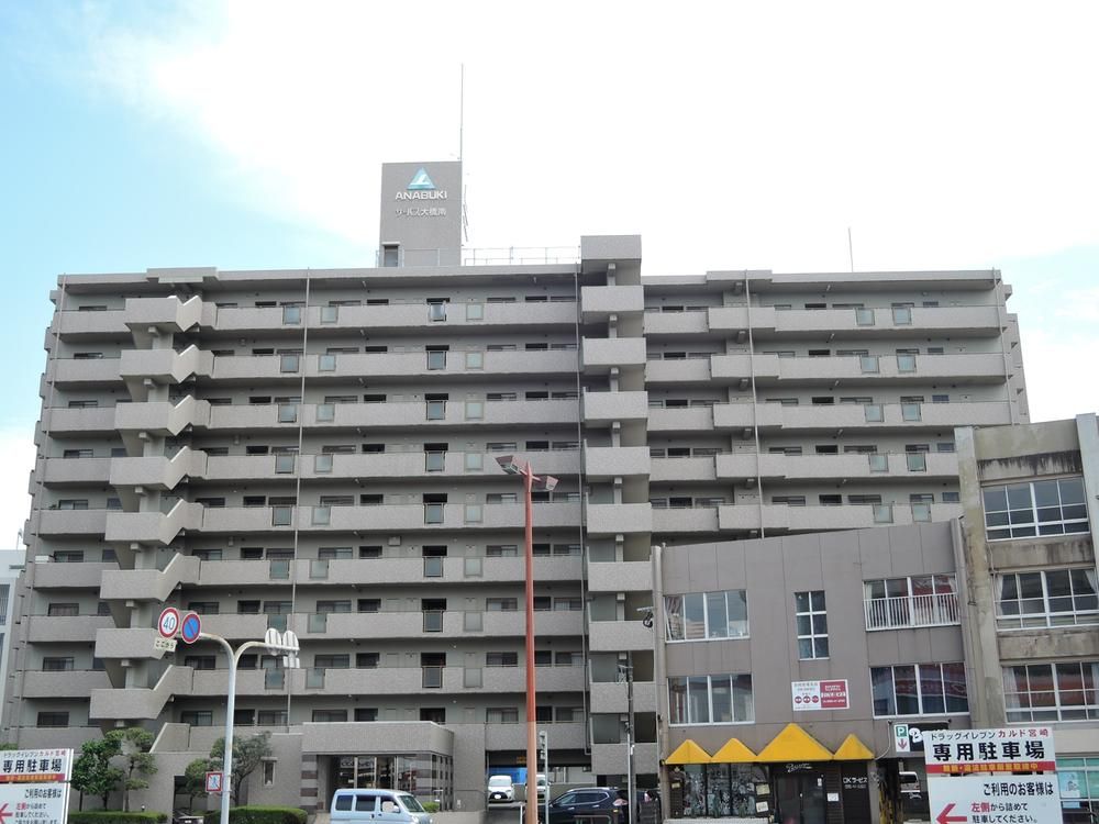 3LDK Renovated Apartment for Sale in Miyazaki City - Image 1