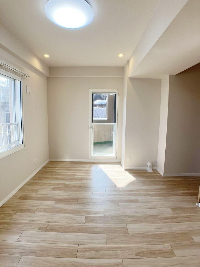 Renovated 4LDK Apartment for Sale in Shiroishi Ward, Sapporo - Thumbnail 4