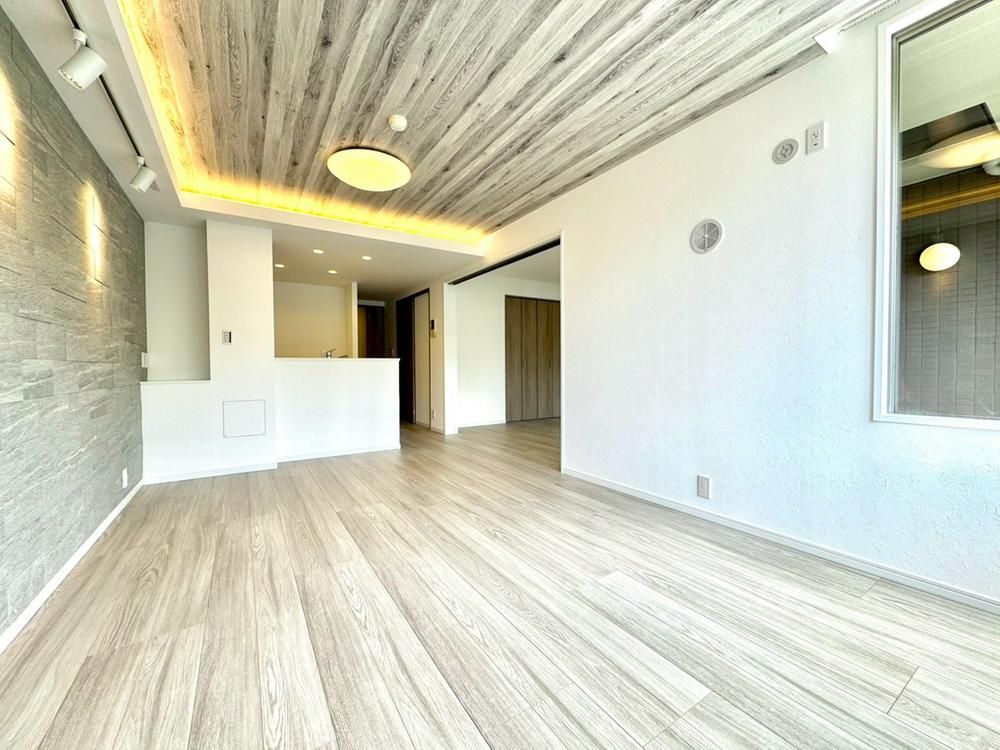 Renovated 3LDK Apartment Near Nakagawa Station, Yokohama - Thumbnail 4