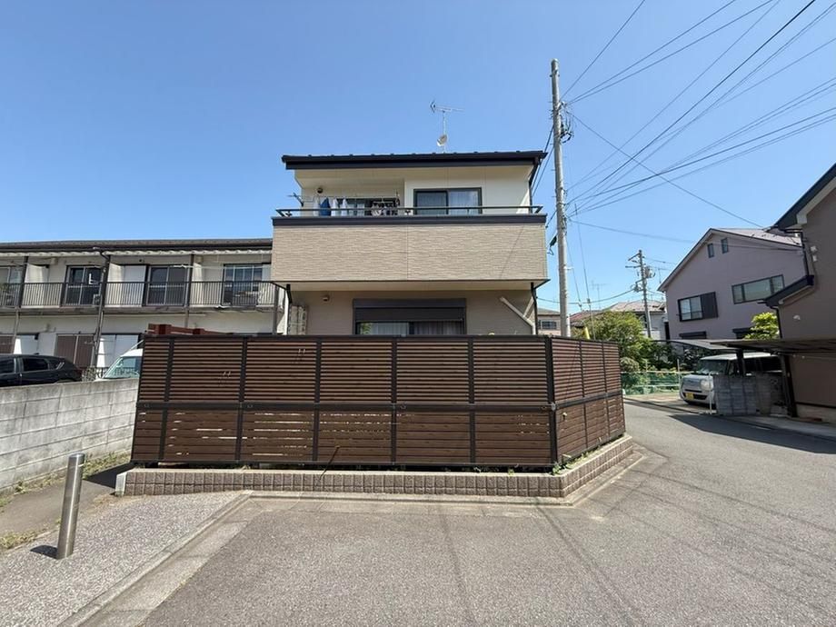 3LDK Detached House for Sale in Fuchu, Tokyo - Thumbnail 2