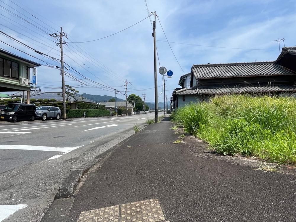 Land for Sale in Nichinan City, Miyazaki - 355m² Plot Near Aburatsu Station - Thumbnail 2