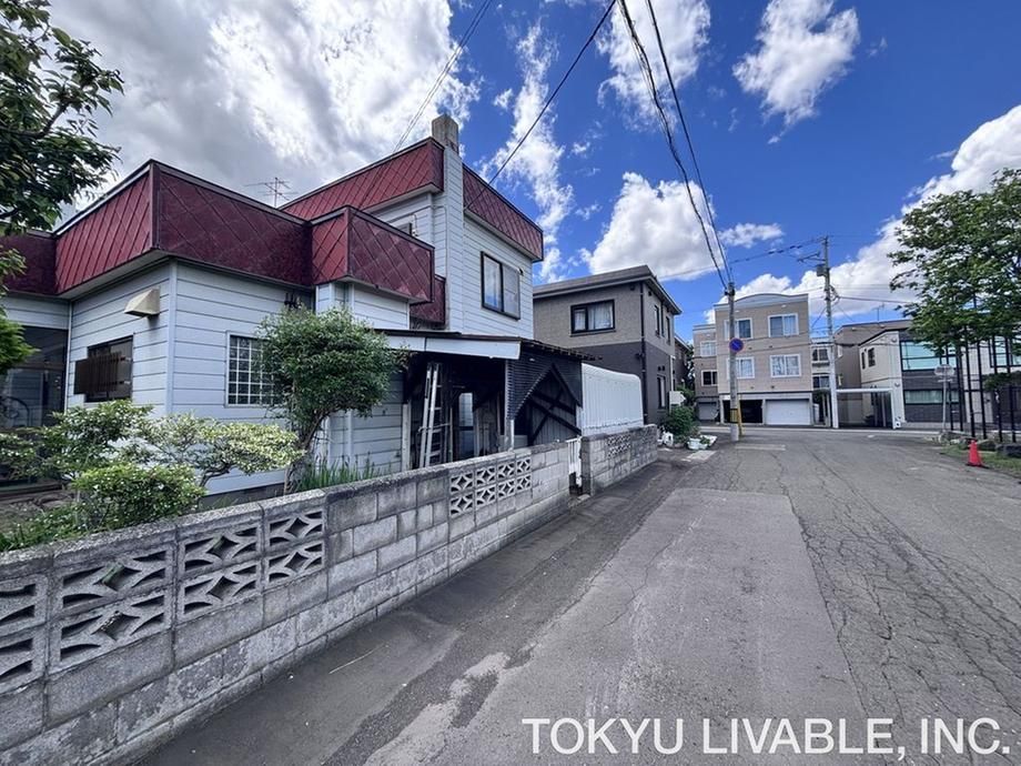 Land for Sale in Shiraishi-ku, Sapporo - 227m2 Near Nanago-7-chome Station - Thumbnail 4