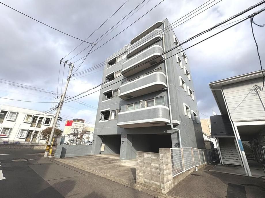 2LDK Apartment for Sale in Sendai, Miyagi - 53m2 - Thumbnail 2