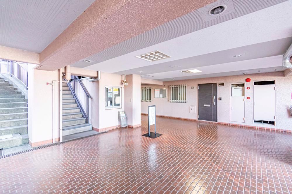 3LDK Renovated Apartment in Kawasaki for 24.8 Million Yen - Thumbnail 4