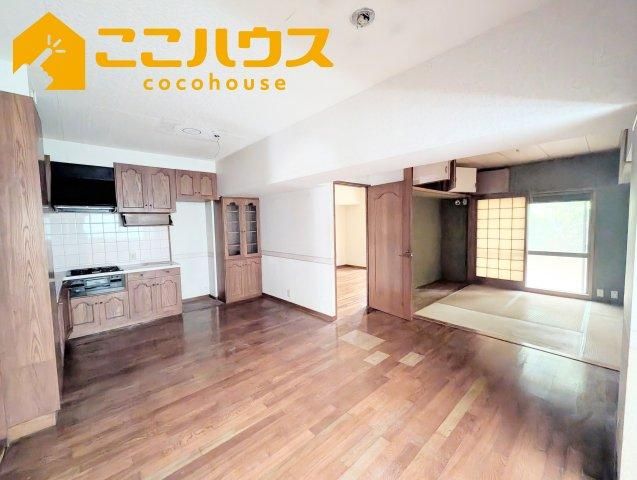3LDK Apartment for Sale in Naha, Okinawa - 81m2 - Thumbnail 3
