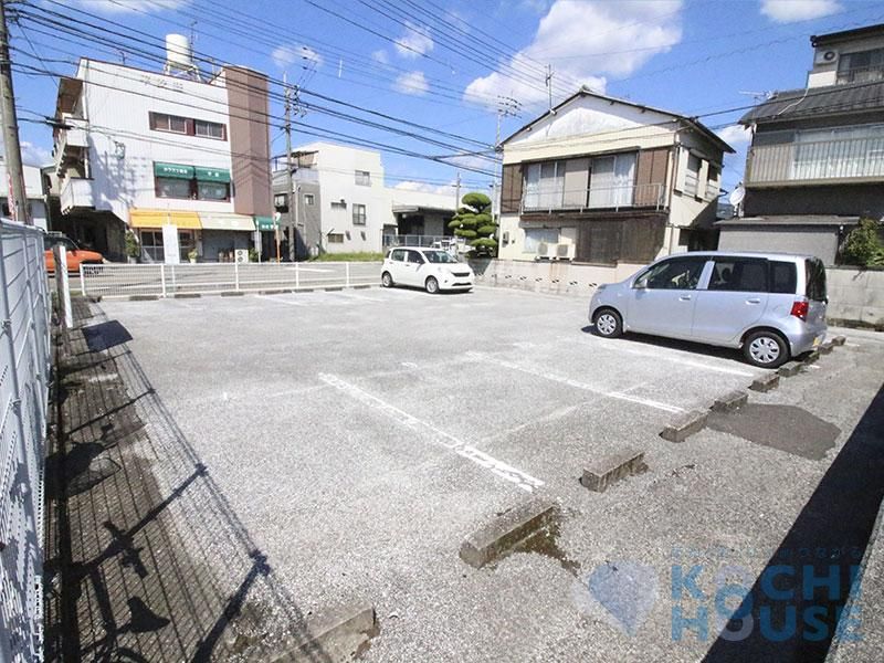 Land for Sale in Maruike-cho, Kochi City - 188 sqm - Image 1