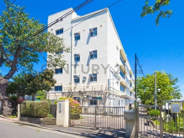 4LDK House for Sale in Kamioooka, Yokohama – 39.8 Million Yen - Thumbnail 3