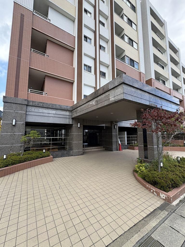 3LDK Apartment for Sale in Aoba Ward, Sendai, Miyagi - Thumbnail 2