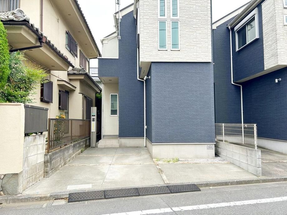 2LDK+S House for Sale in Saginomiya, Nakano City, Tokyo - Thumbnail 2