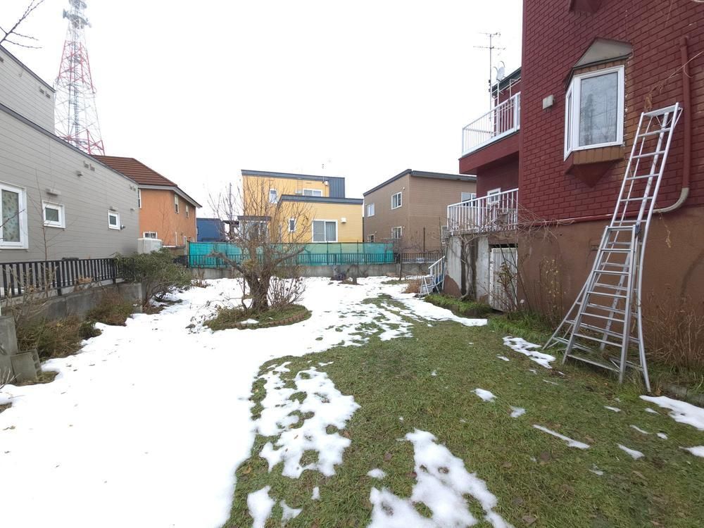 5LDK Detached House in Sapporo Kita Ward on 465.89m² Land - Thumbnail 3