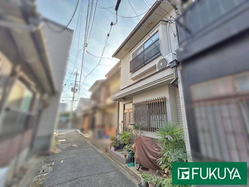 5LDK Resale House in Minami Ward Kyoto Near Kujo Station - Thumbnail 2