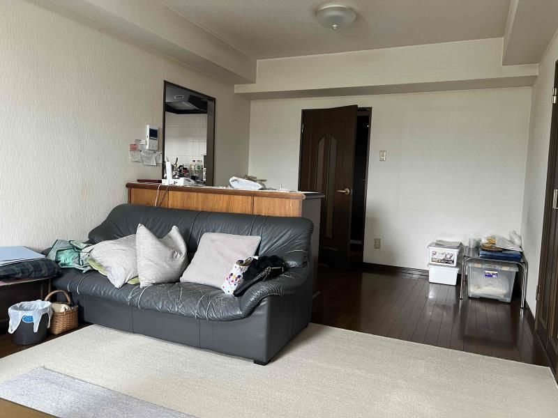 3LDK Apartment for Sale in Oita City, Oita Prefecture - Thumbnail 4