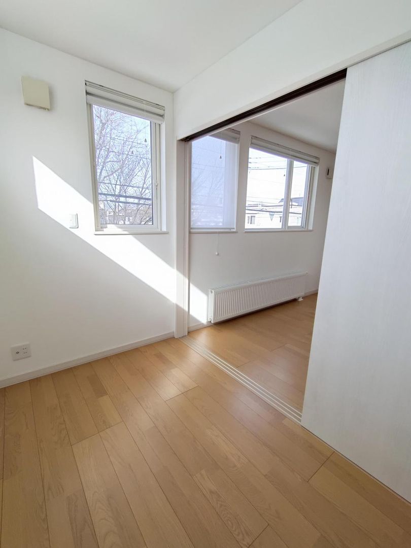 2LDK House for Sale in Higashi-ku, Sapporo - 87.77m² - Thumbnail 3
