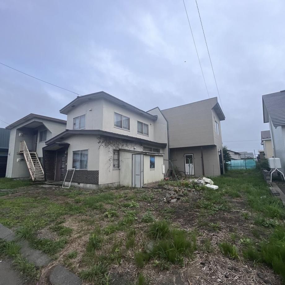 3LDK House for Sale in Tokiwacho, Tomakomai, Hokkaido - 4 Million Yen - Image 1