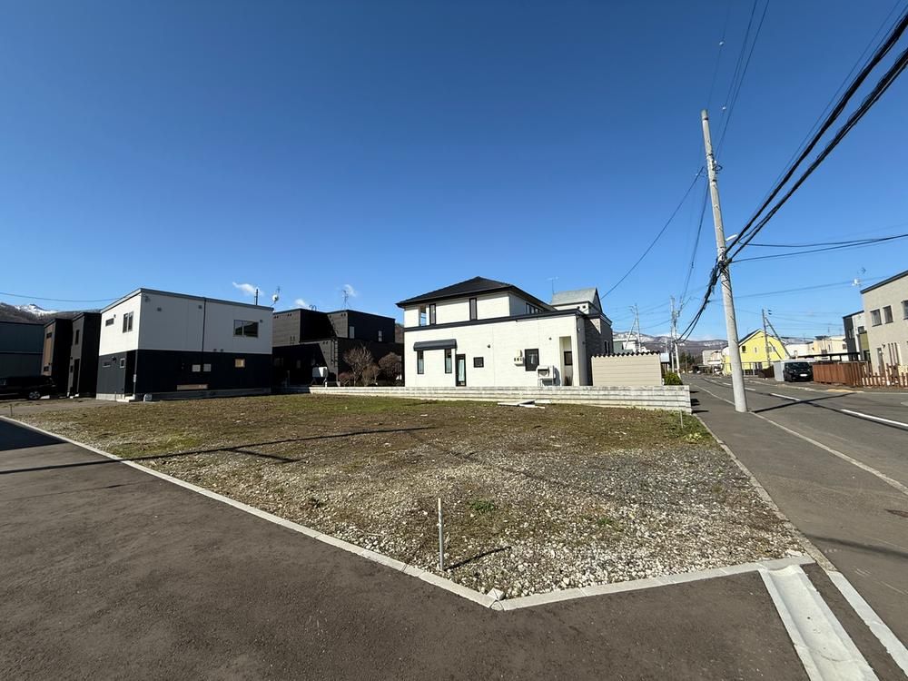 Land for Sale in Hoshioki, Sapporo - 172.05 sqm Corner Lot - Thumbnail 2