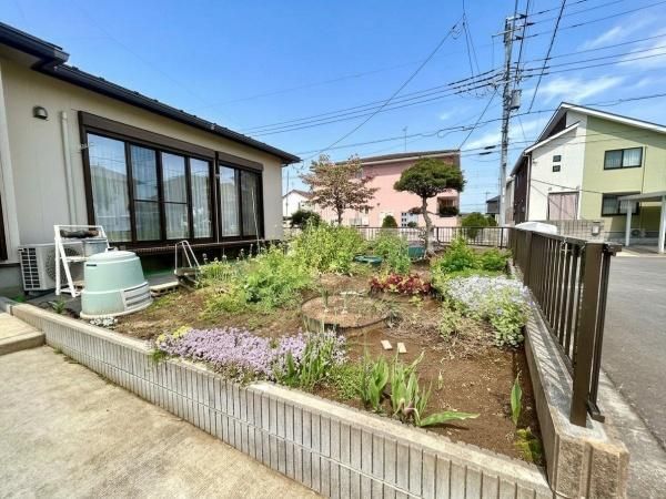 3LDK Single-Story House on Corner Lot in Tsukuba, Ibaraki - Thumbnail 2