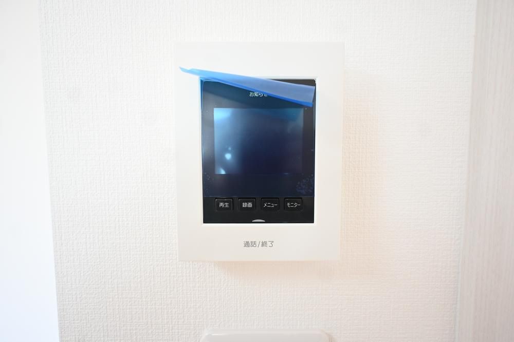 Renovated 2LDK Apartment in Kawasaki, Kanagawa - Thumbnail 3