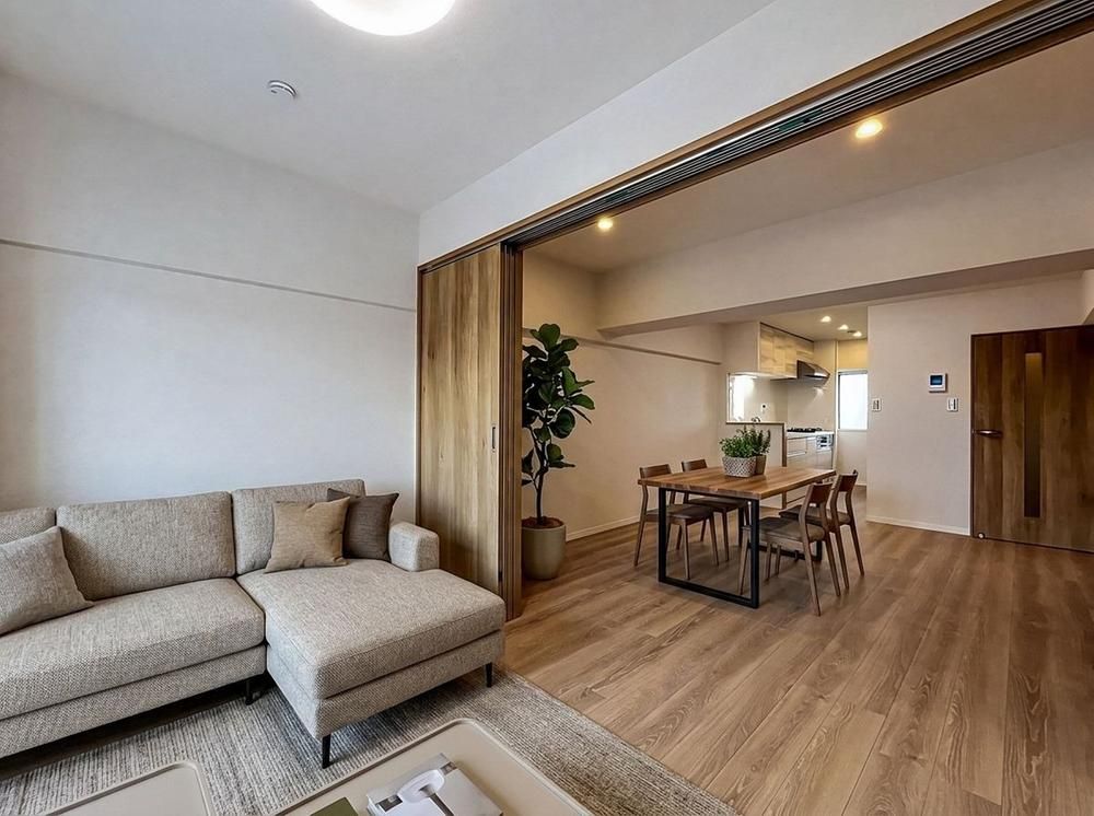 2LDK Apartment for Sale in Kanagawa Ward, Yokohama - Thumbnail 4