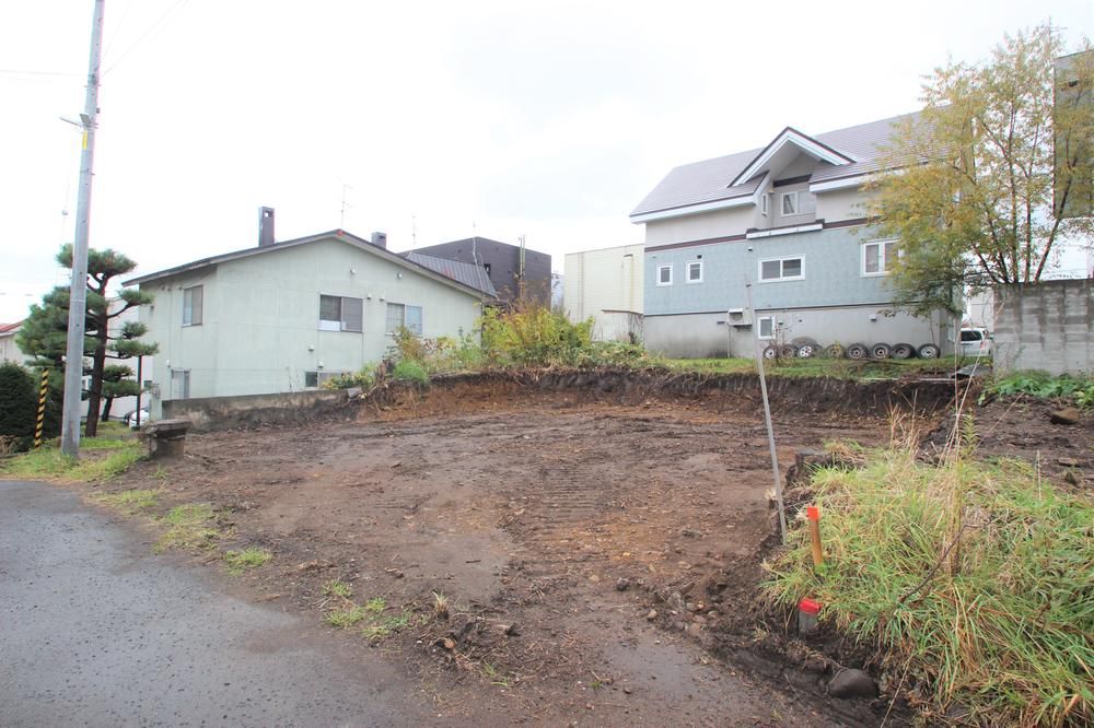 Land for Sale in Minami-ku, Sapporo – 217m² Plot - Thumbnail 4