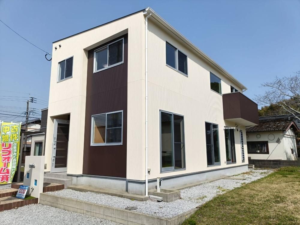 Renovated 3LDK House for Sale in Miyazaki City, Miyazaki - Thumbnail 2