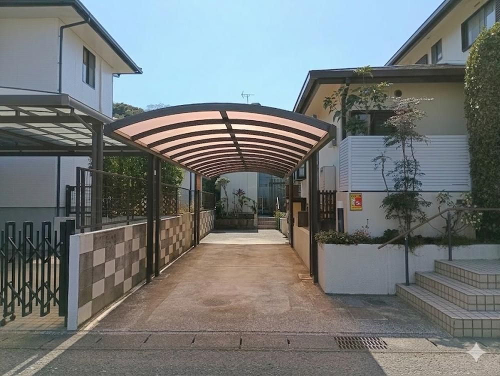 5LDK House for Sale in Gakuen Kibana-dai Minami, Miyazaki City - Thumbnail 3