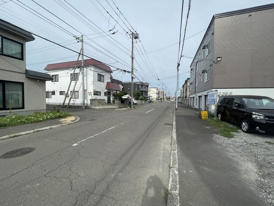 Land for Sale in Higashi Ward, Sapporo Near Shindo-Higashi Station - Thumbnail 2