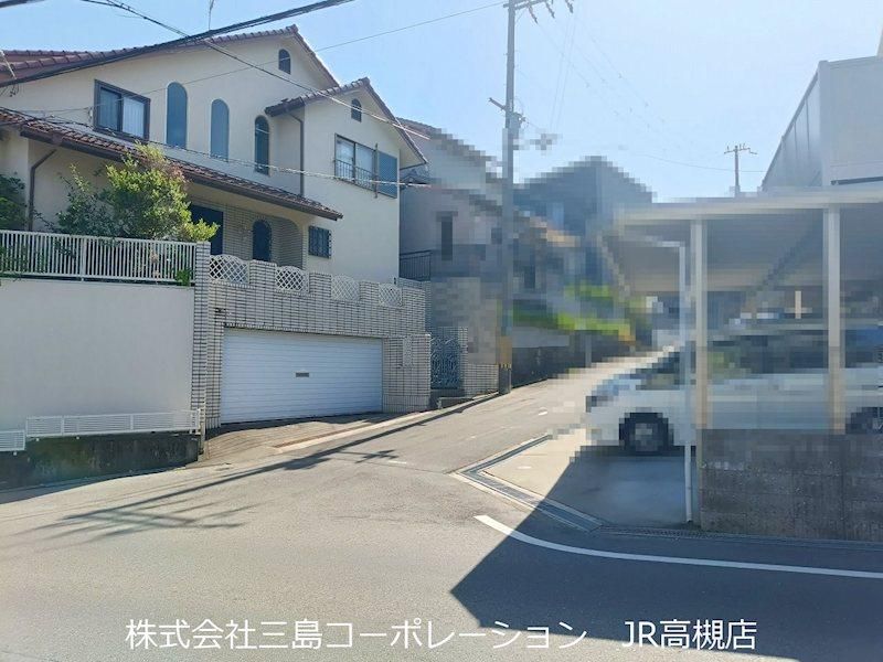6LDK House in Takatsuki, Osaka - 179m2 on 216m2 Corner Lot - Thumbnail 3