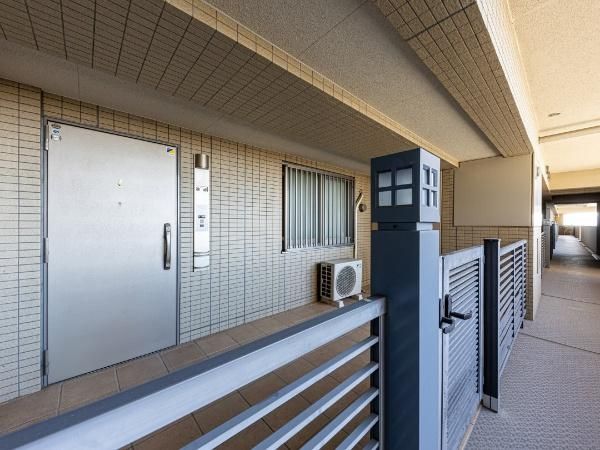 Cosmo the Parks Funabashi 2LDK+S Apartment for Sale in Chiba - Thumbnail 2