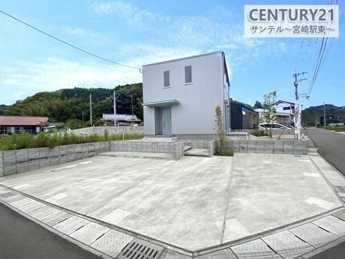 3LDK Modern House for Sale in Kunitomi, Miyazaki Prefecture - Thumbnail 4