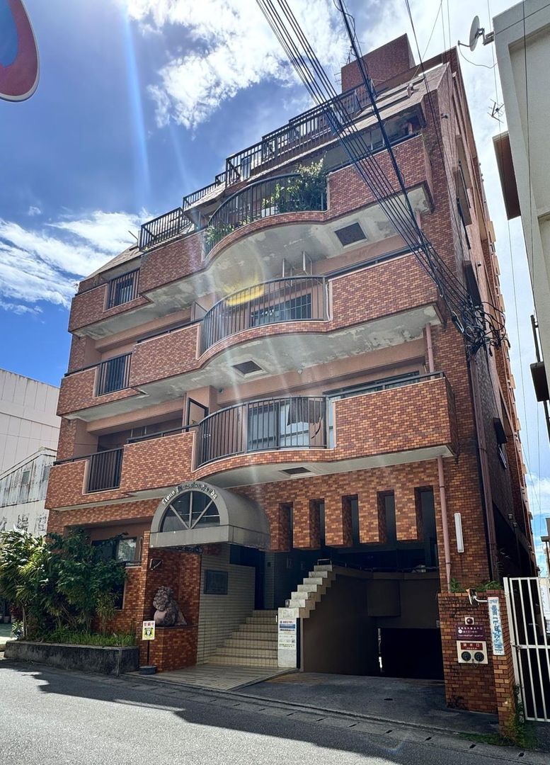 2DK Apartment for Sale in Sonoda, Okinawa City - 15,000,000 Yen - Thumbnail 2