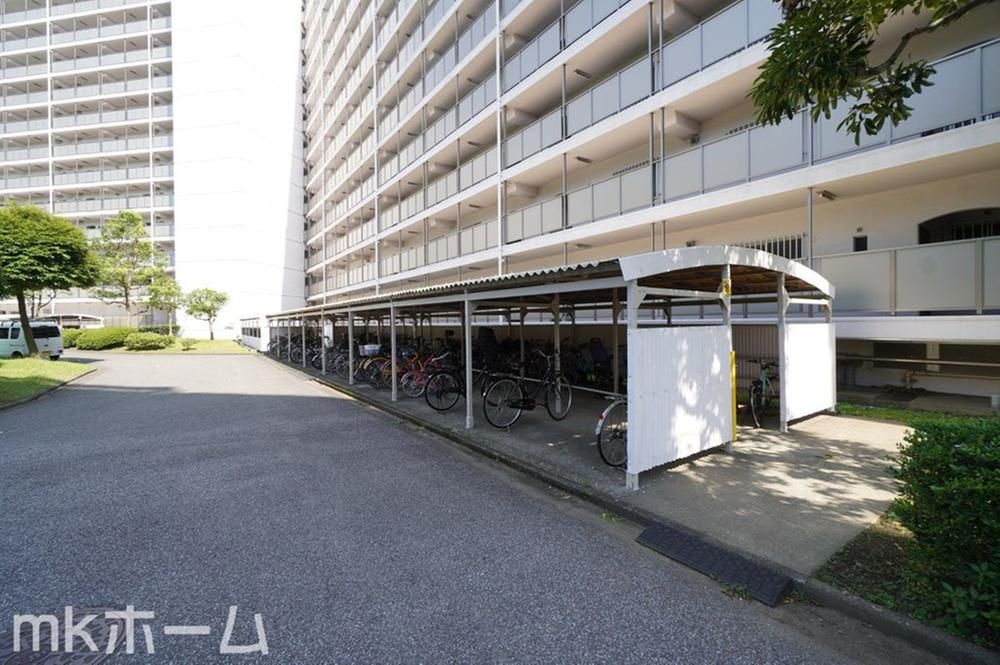 Renovated 3LDK Apartment for Sale in Urayasu, Chiba - Thumbnail 2
