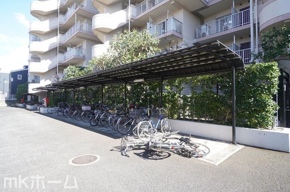 4LDK Renovated Apartment in Kashiwa, Chiba for 22,900,000 Yen - Thumbnail 2