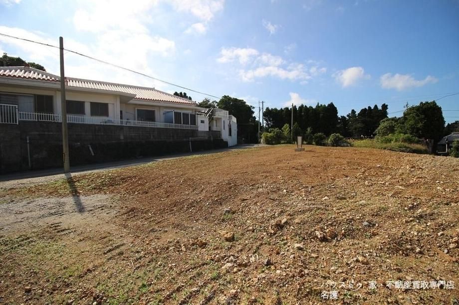 Land for Sale in Motobu Town, Okinawa - 536 sqm Corner Lot - Thumbnail 3