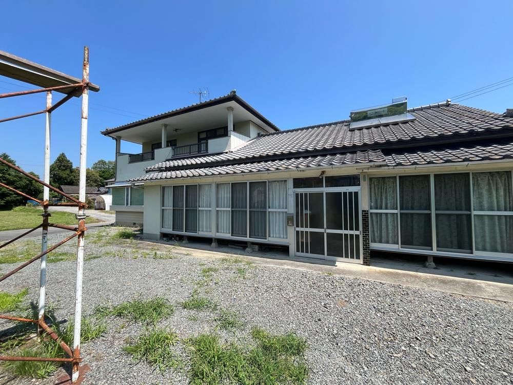 8DK House for Sale in Iwaki City, Fukushima with 468.92 sqm Land - Thumbnail 3