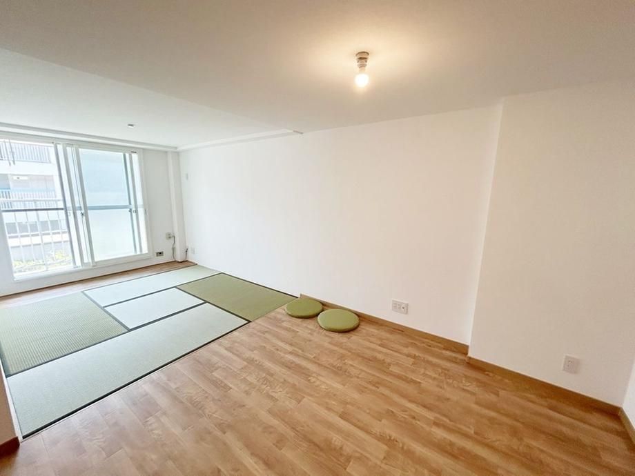 Renovated 1LDK+S Apartment near Tokorozawa Station, Saitama - Thumbnail 4